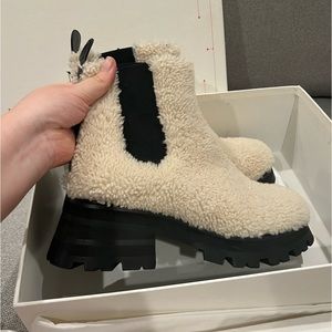 Alexander McQueen Chelsea Cream Shearling Combat Boots $1200 size 41